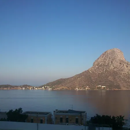 Aparthotel Triantafillos *