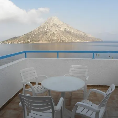 Triantafillos Aparthotel *